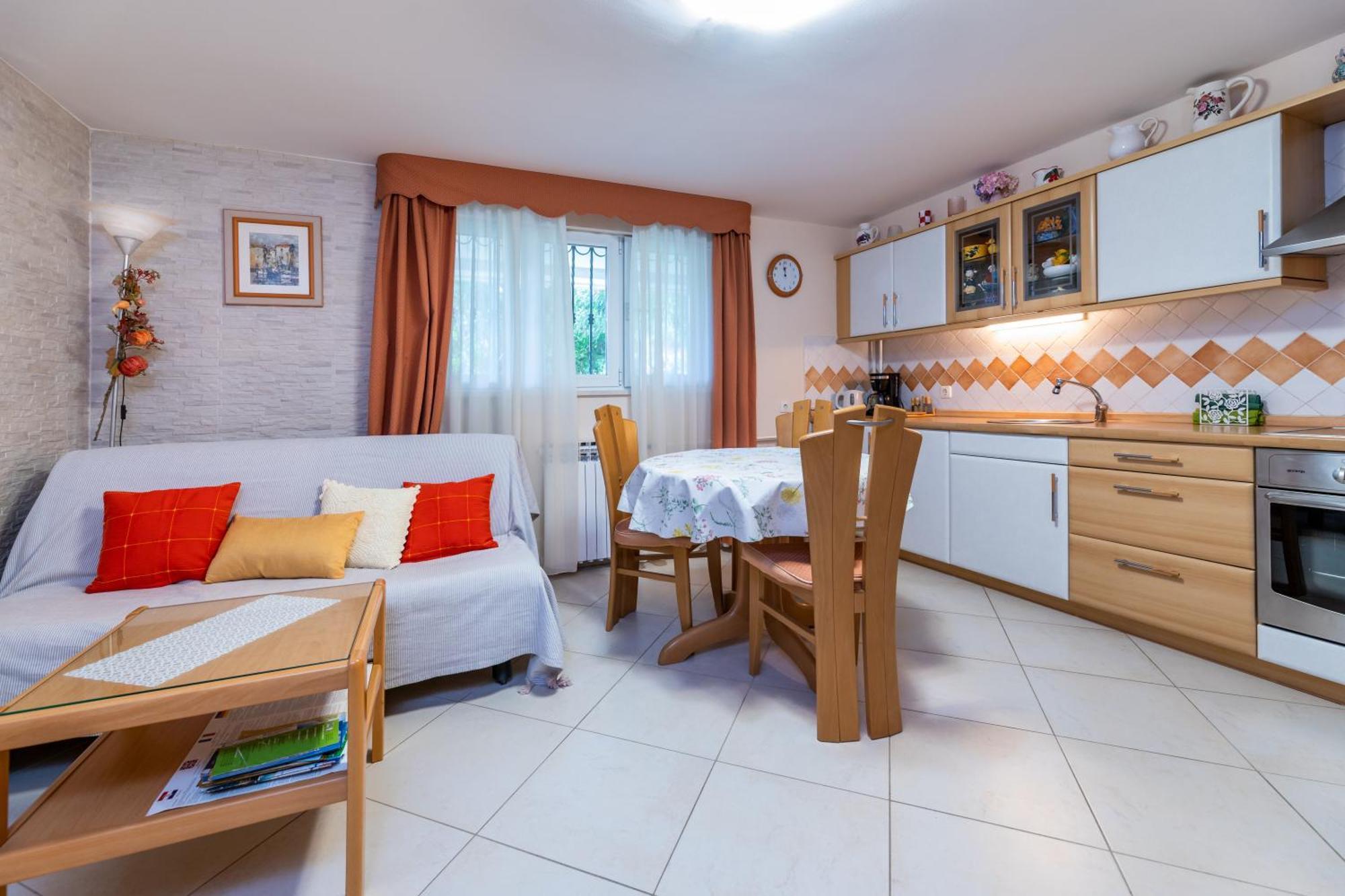 Apartments Nadica Baska  Luaran gambar