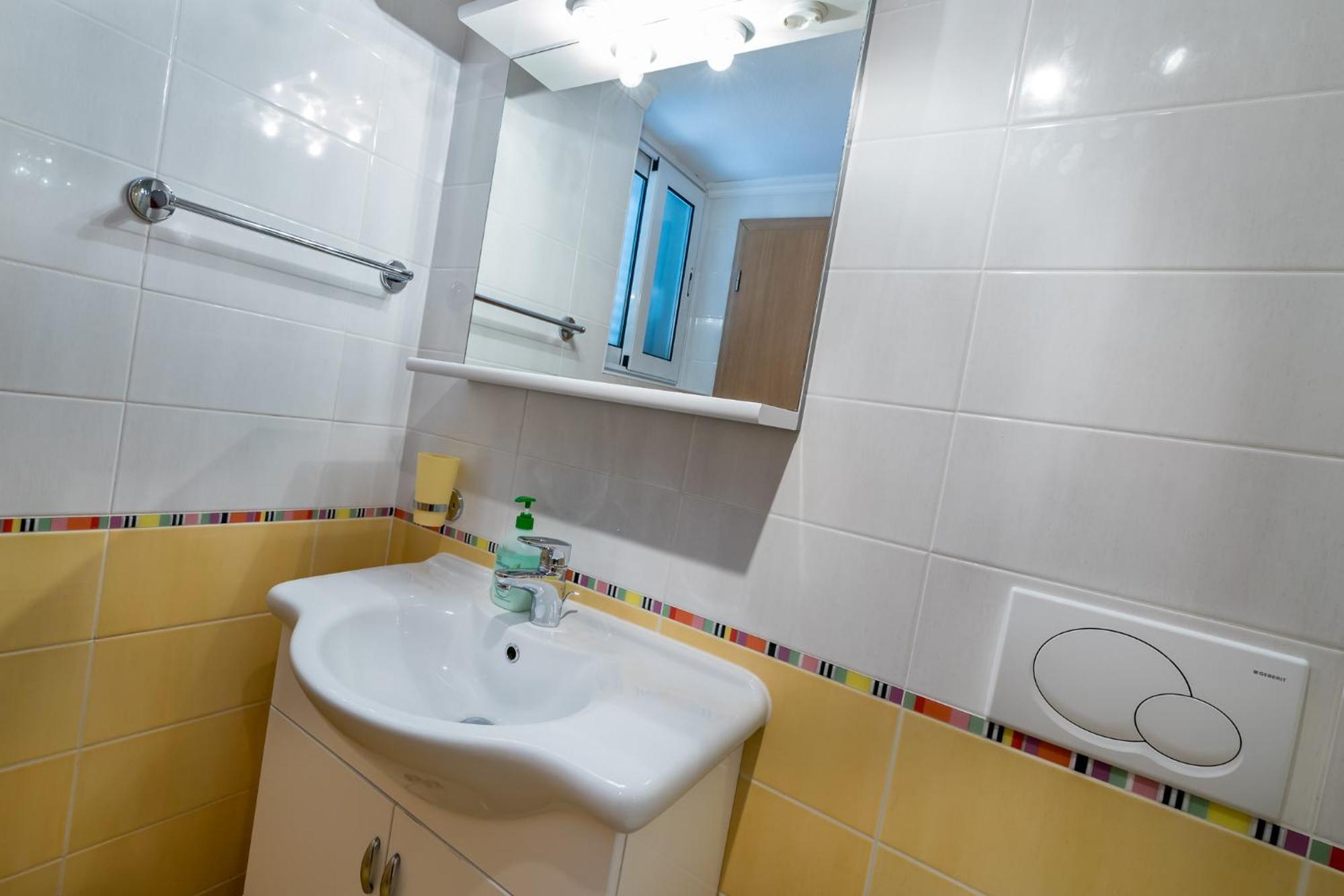 Apartments Nadica Baska  Luaran gambar