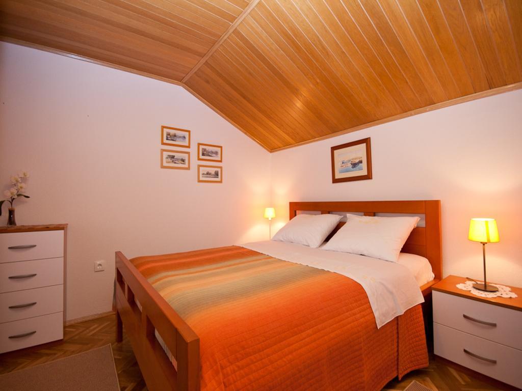Apartments Nadica Baska  Luaran gambar